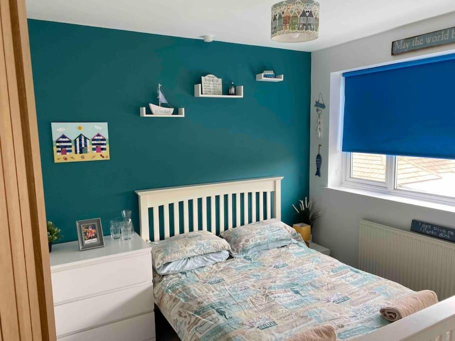 Lovely Semi-Beach 2X Pubs -5 Min Walk-Pets Welcome-Parking-Garden Scalby  Екстериор снимка
